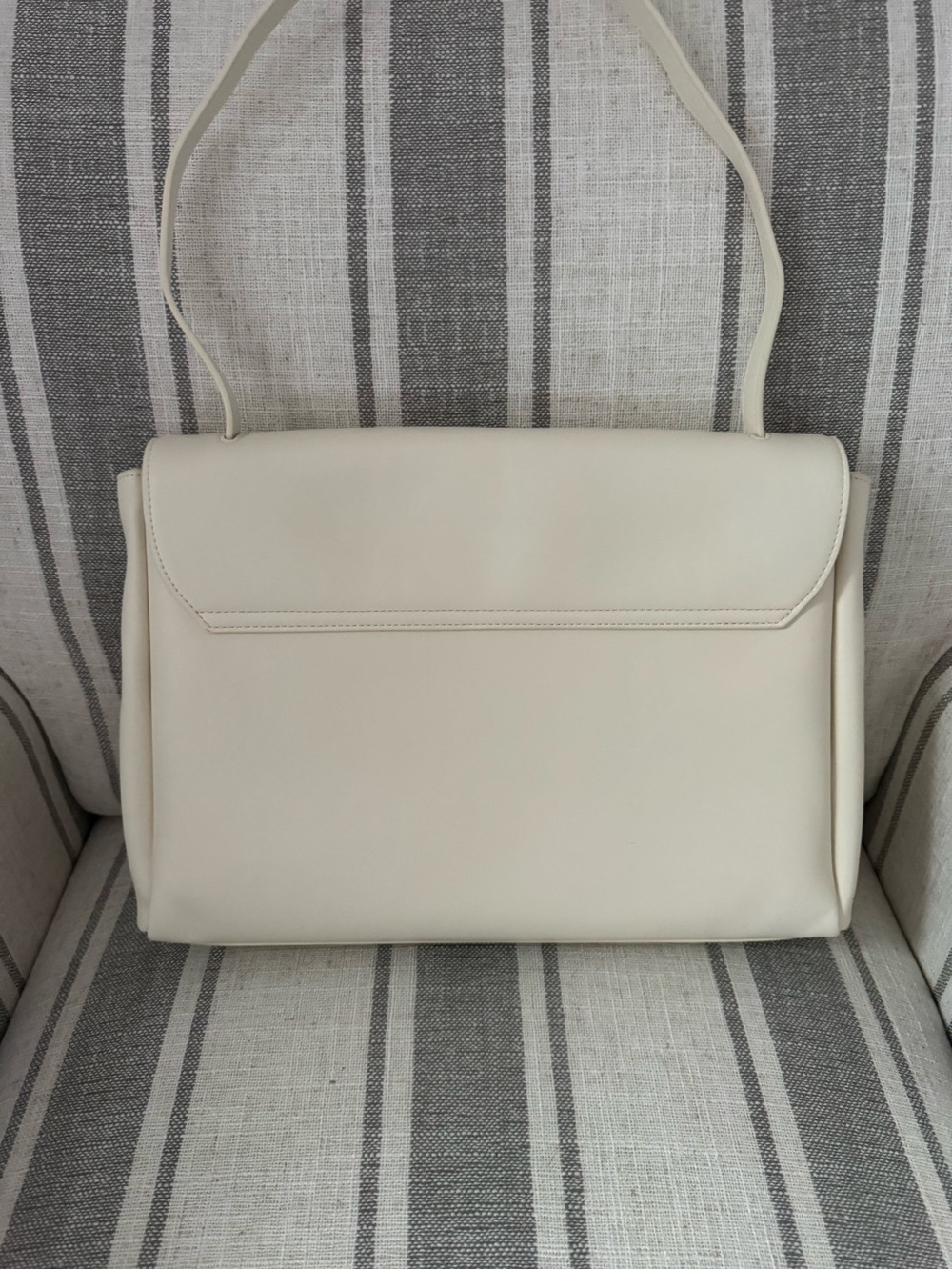 JW PEI Hilary Flap Shoulder Bag - Picture 2 of 10